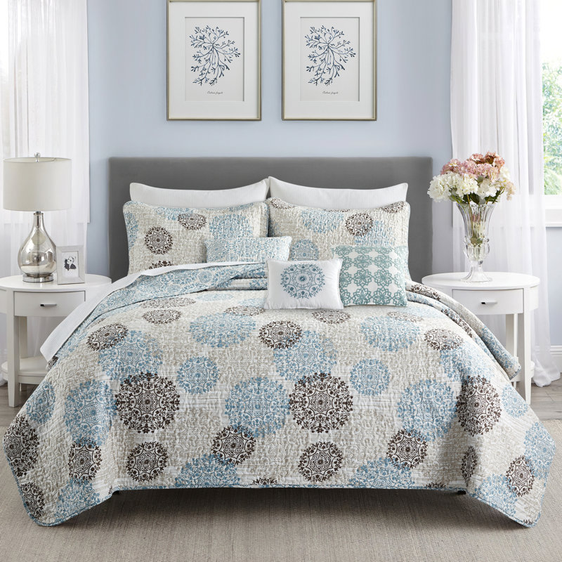Ensemble de courtepointe en microfibre imprimée de 6 pièces Marina, Couvre-lit pour grand lit + 5 pièces supplémenta