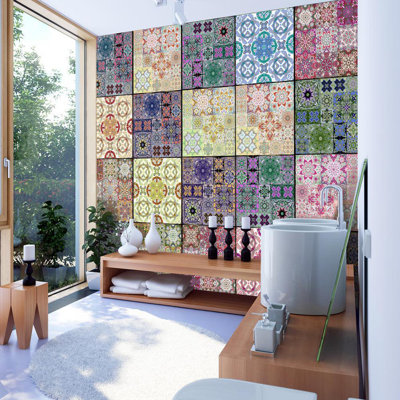 Anastassiya Geometric Roll