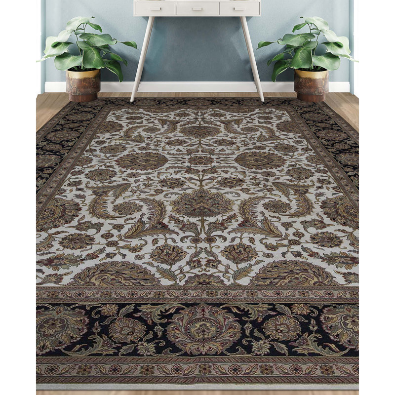 Wool Oriental Area Rug, Rectangle 4' x 6'1"