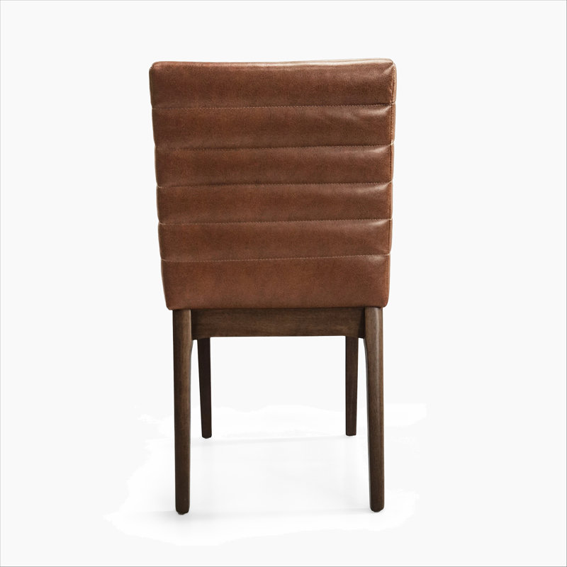 Chaise en polyester