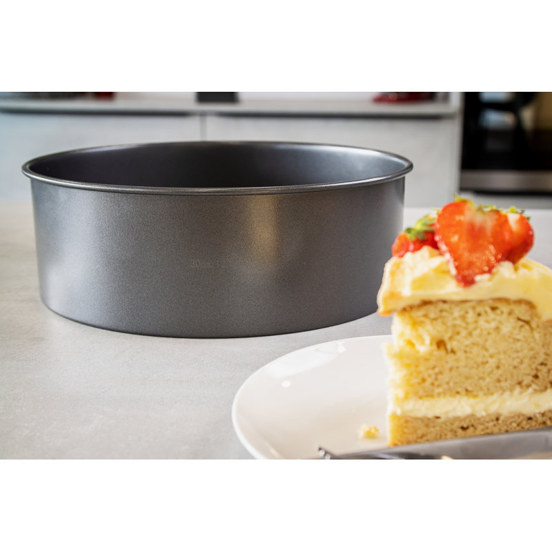 MasterClass Non-Stick Loose Base Deep Cake Pan, 31.5 cm