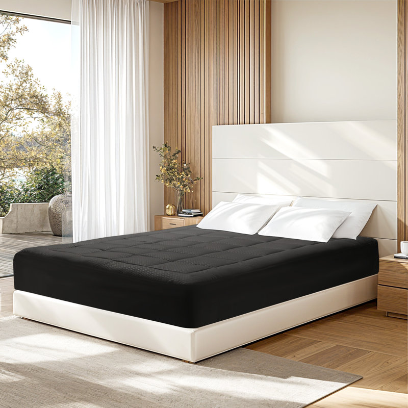 Surmatelas en damier Crotty 350g, Grand, Noir