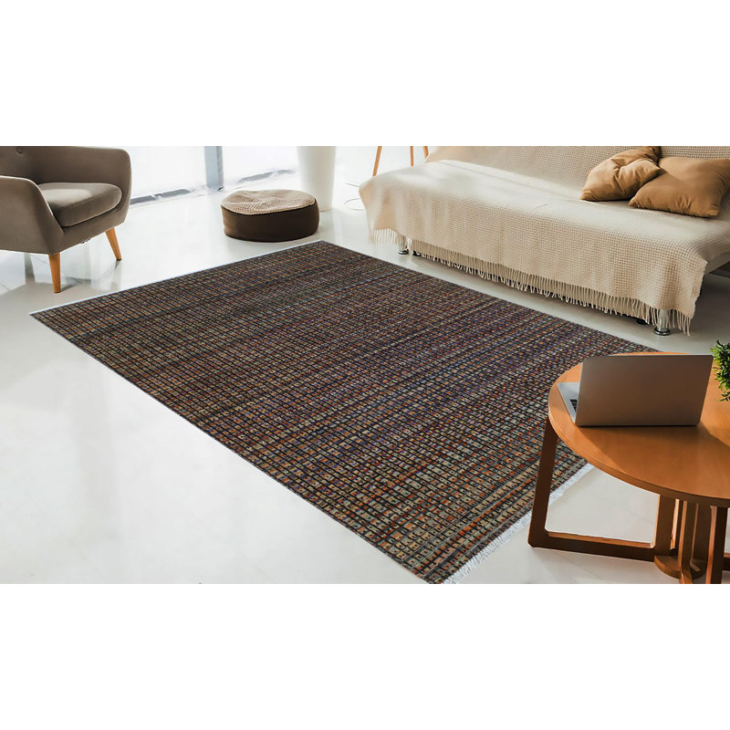 Tapis noir / rouille en laine rustique Berjesta Parita - 5 pi 0 po x 6 pi 6 po