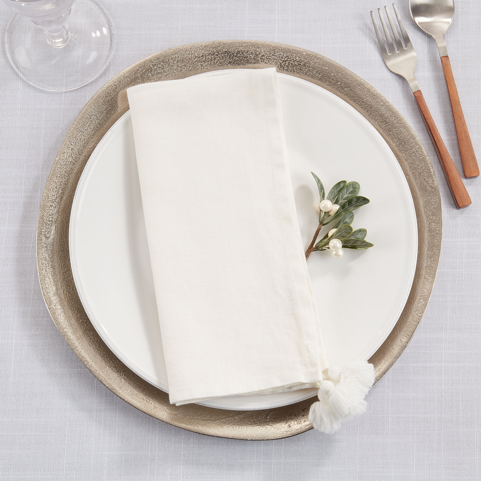 Saro Rowan Linen Napkin, Ivory
