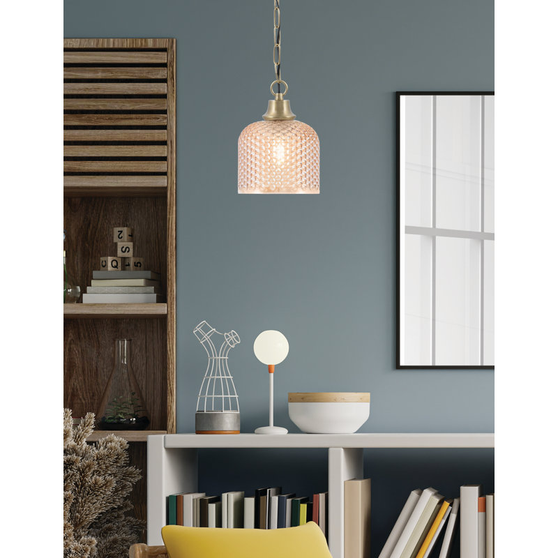 Luminaire suspendu en forme de chaîne au fini laiton vieilli avec abat-jour en verre texturé ambre de 6 po, New Age Brass