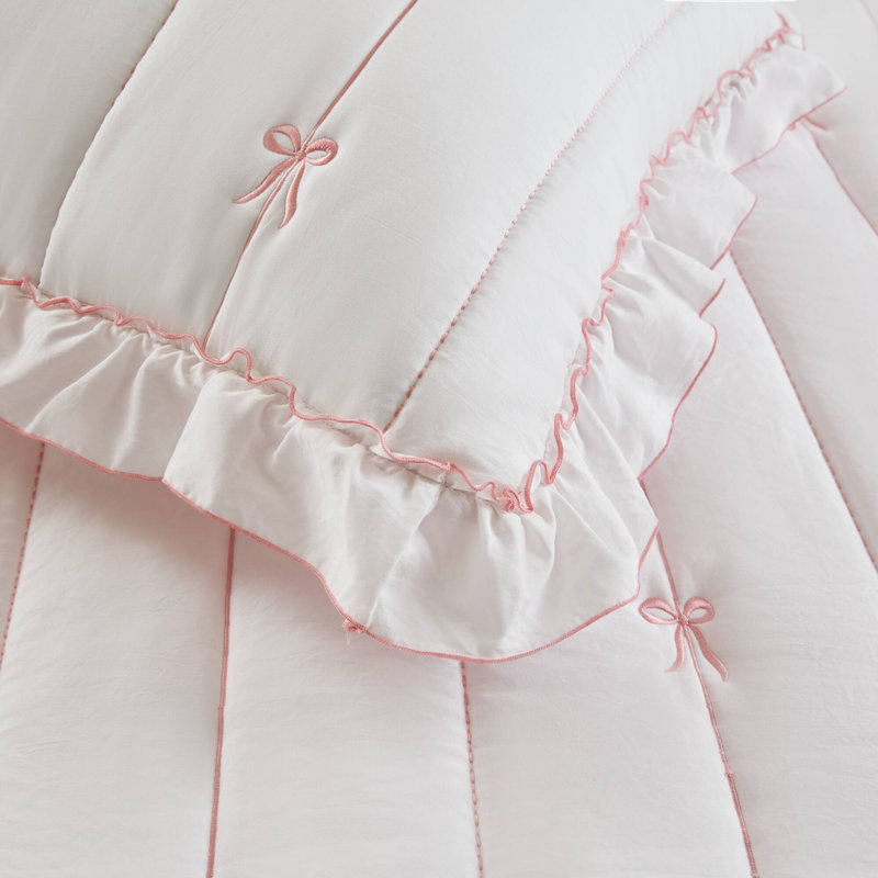 Liv Charming Ruffle Bow Reversible Quilt Set, Full Quilt, White/Pink