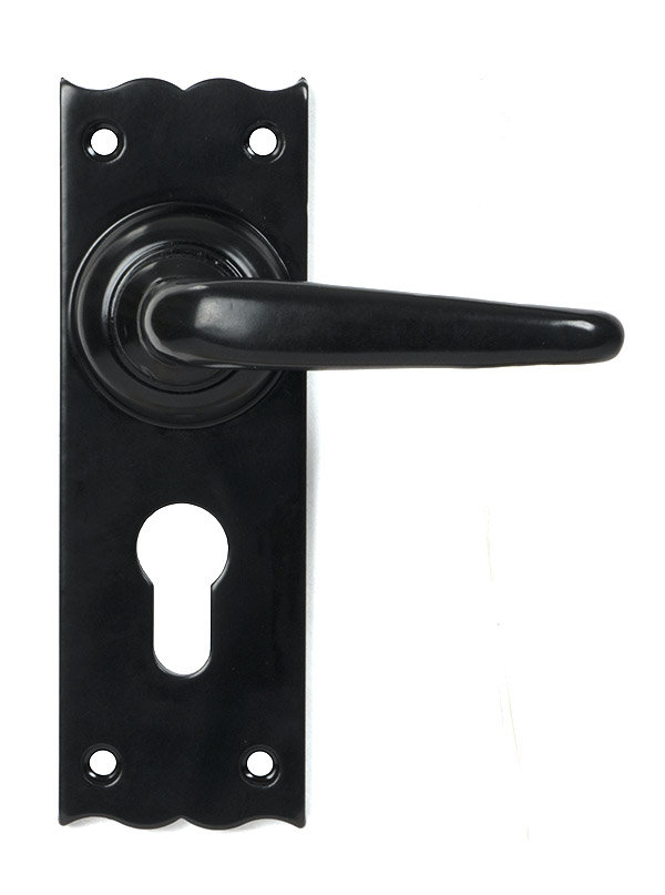 Oak Keyed Door Handle