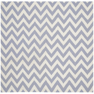 Emek Hand Woven Flat Weave Wool/Cotton Chevron Rug in Purple/Ivory