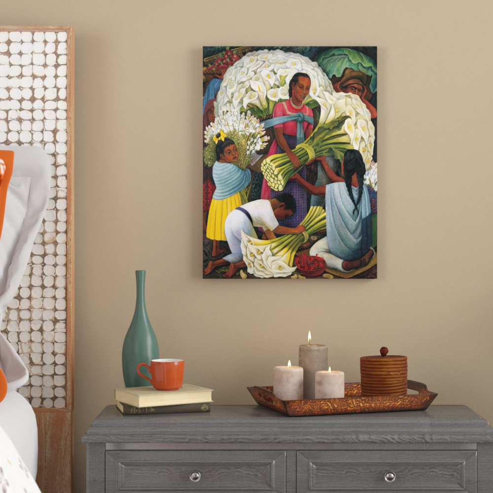 Mid-Century Vault W Artwork 