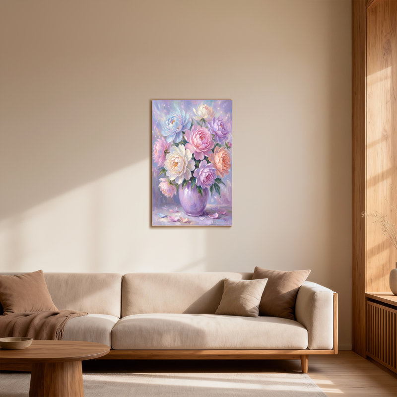 Roses pastel de la Saint-Valentin dans un vase avec des pétales, H 18 po x l 12 po