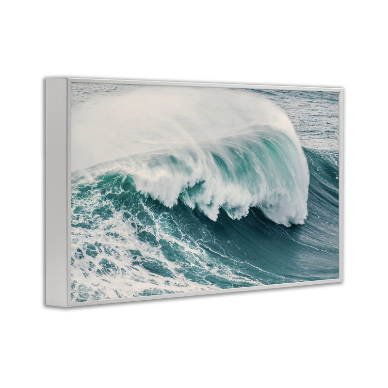 Grande estampe numérique par Nataly White, Giclée encadrée blanc bord de mer, H 12 po x l 18 po