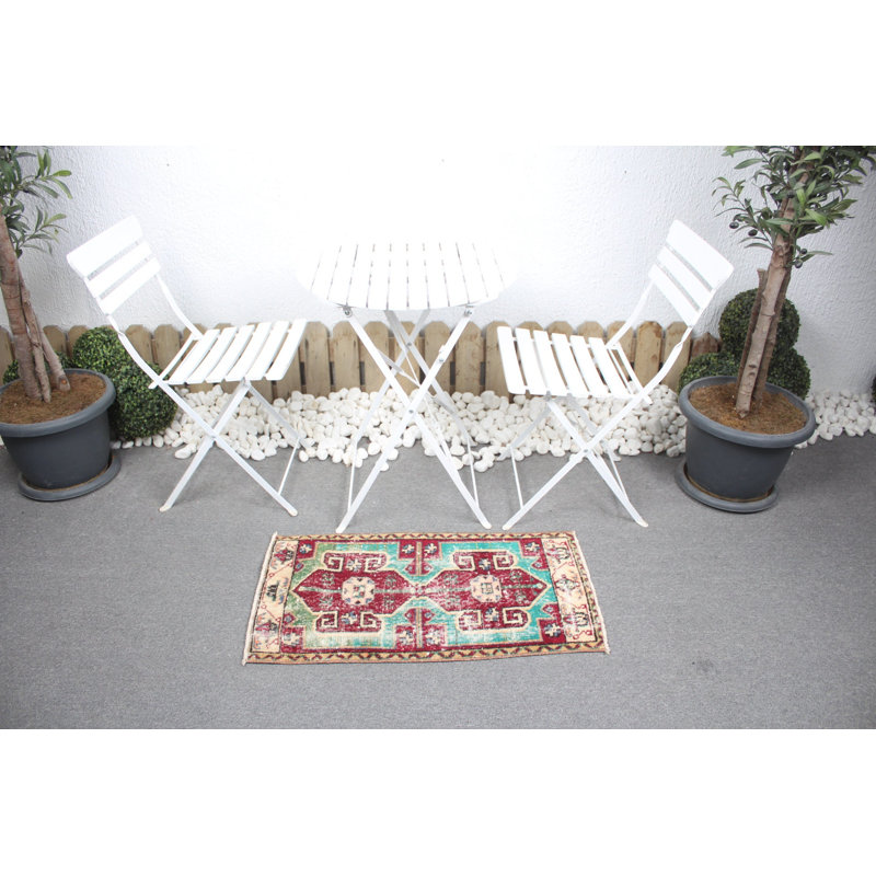 Petit tapis turc rouge Oushak rétro idéal pour n'importe quelle pièce avec un attrait esthétique antique