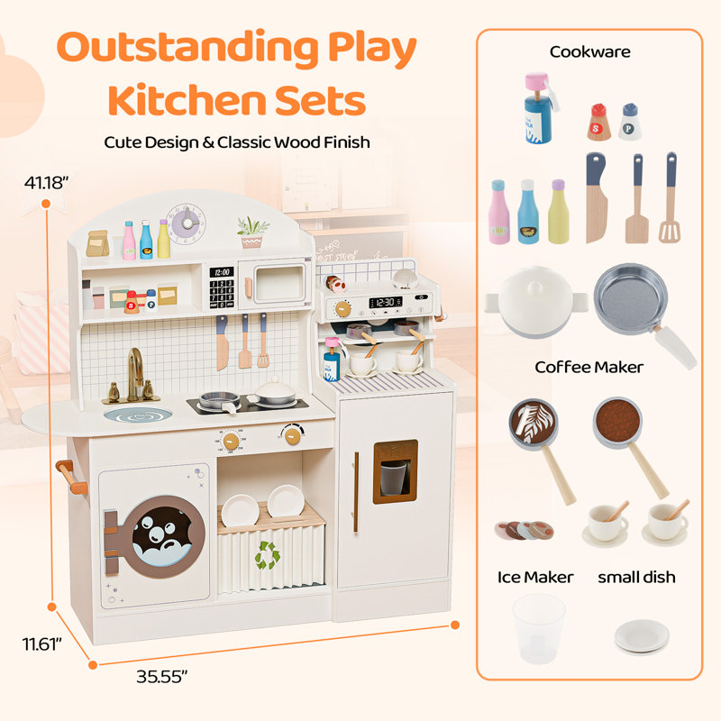 Cuisine de jeu en bois avec cafetière