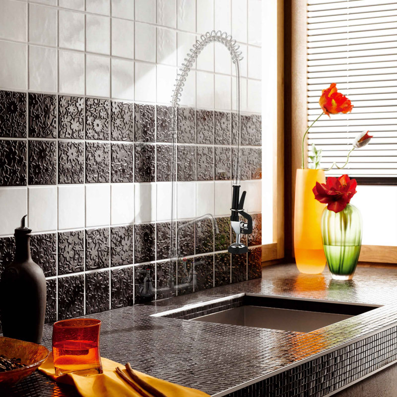 Chrome and Black Commercial Kitchen Spray Valve with Pull-out Spray