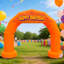 Arche gonflable de 10 pi avec souffleur intégré et 3 banderoles, arche en demi-cercle pour les carnavals, les festivaux, l'inauguration, les fêtes d'anniversaire et les événements - Orange-406486443-406486445