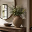 Vase rond rustique en terre cuite brun vieilli de 36,6 cm de hauteur avec trois anses