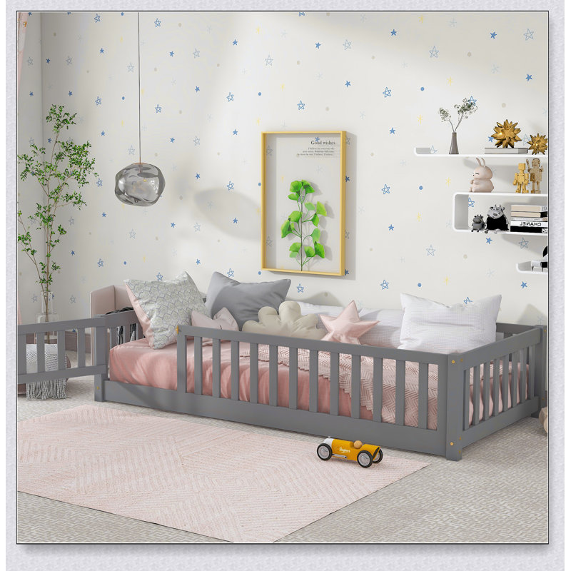 Lit plateforme au sol avec clôture et porte, Grey, Lit simple