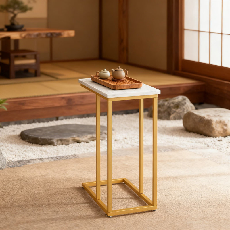 Table de bout en C pour canapé et lit, plateau à collation peu encombrant pour le salon et la chambre à coucher, table d'appoint facile à assembler avec structure en métal robuste