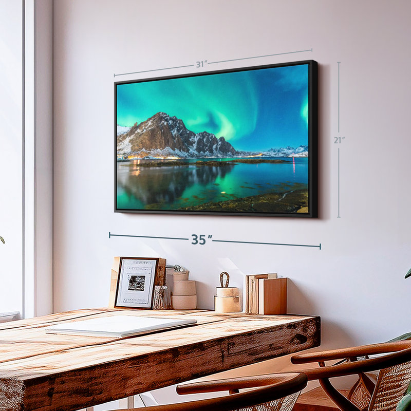Impression sur toile Majestic Northern Lights, H 21 po x l 31 po