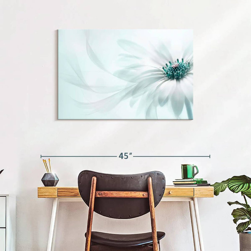 Harnek Translucent Cape Daisy, 24" H x 36" W