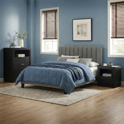 Hildebran 3-Piece Bedroom Set