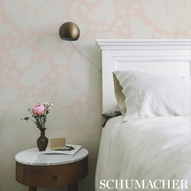 Marianne Wallpaper, Blush