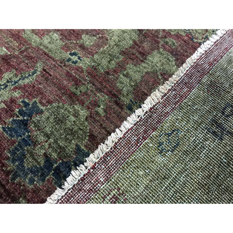 Wool Oriental Area Rug in Red/Green/Beige