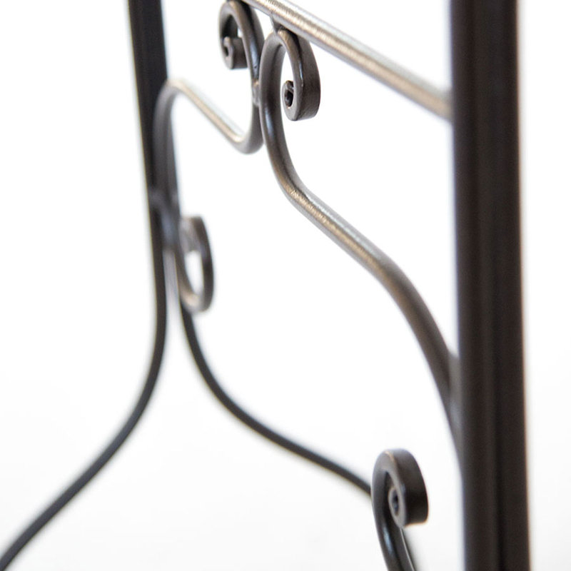 Specht Freestanding