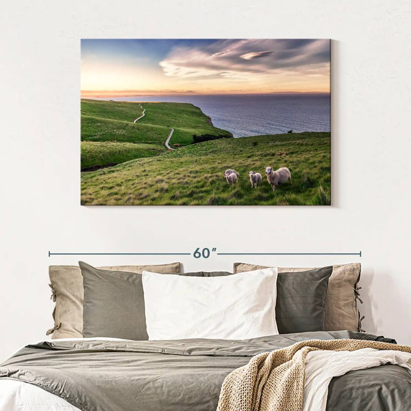 Gillard Sheep On Christchurch Cliff, H 32 po x l 48 po