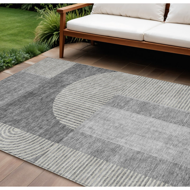 Tapis extérieur lavable à motif géométrique gris argenté et gris anthracite 10 pi x 14 pi