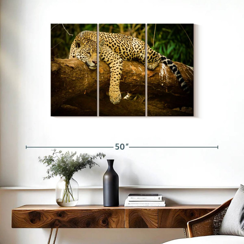 Brampt Pantanal Jaguar, 24" H x 38" W