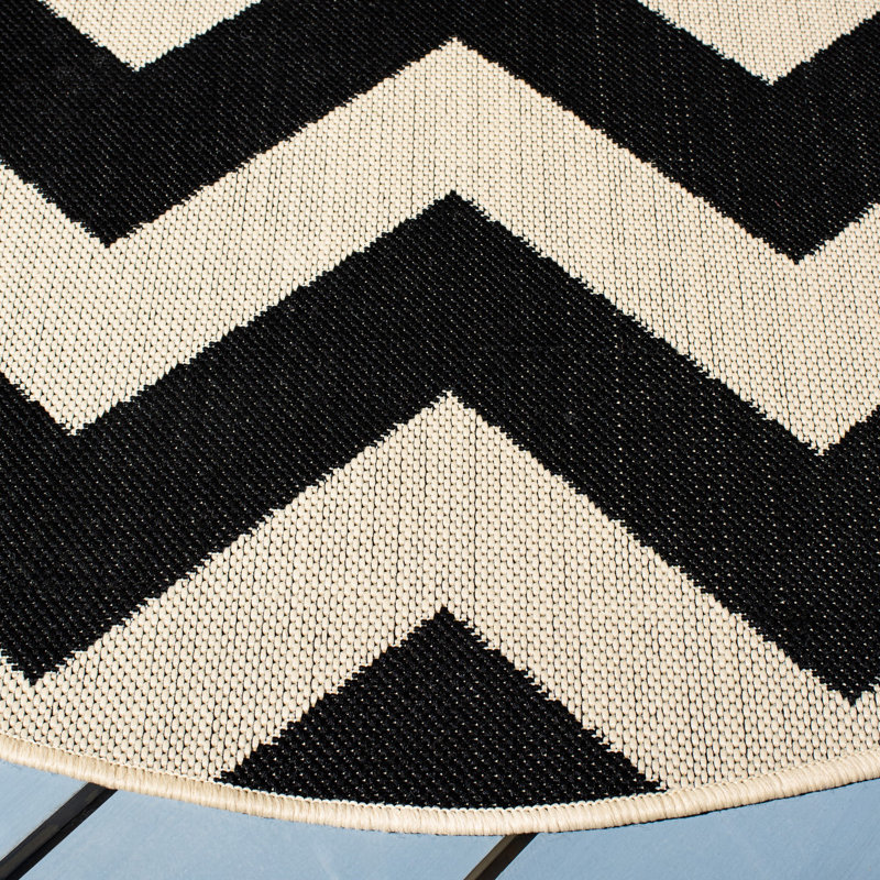Arneshia Cotton Black/Beige Area Indoor/Outdoor Area Rug, Round 5'3"