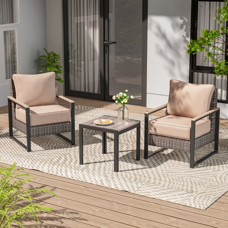 Ensemble de chaises de patio 3 pièces avec table d'appoint, ensemble de mobilier d'extérieur en osier avec coussins, Sable
