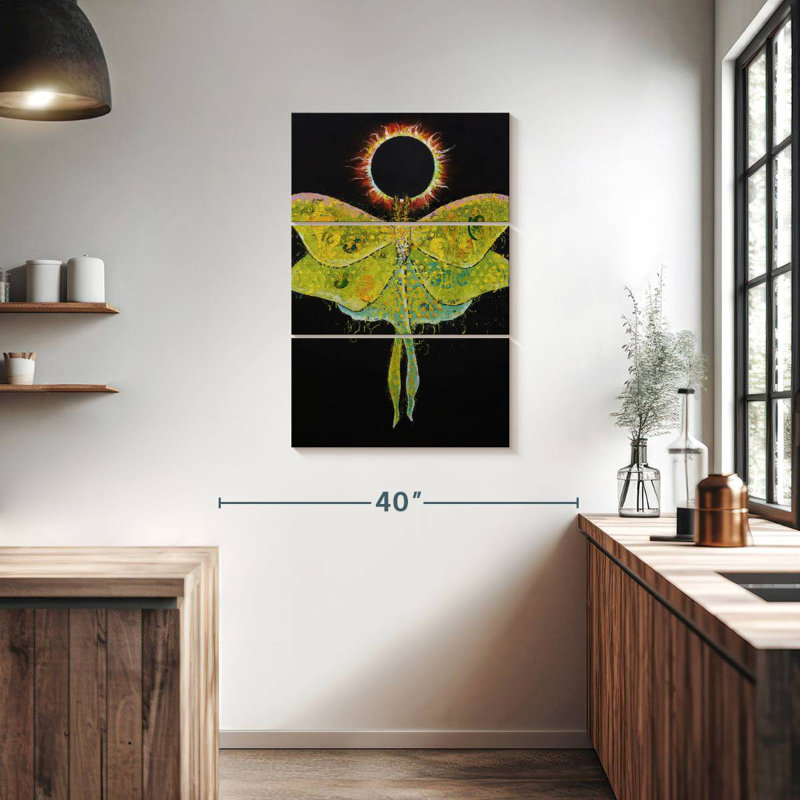 Brampt Luna Moth Eclipse