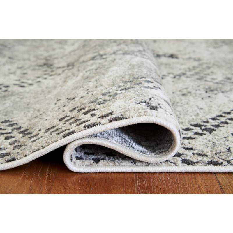 Ivory and Gray Snakeskin Pattern 5' x 7' Synthetic Rug