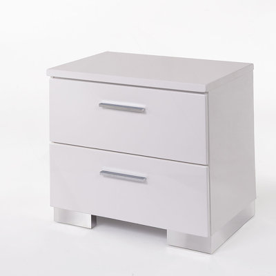 Table de chevet élégante et contemporaine avec pieds chromés et tiroirs spacieux, idéale pour les chambres à coucher modernes et une organisation améliorée