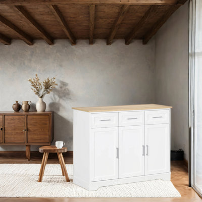 Buffet de cuisine avec tiroirs et portes