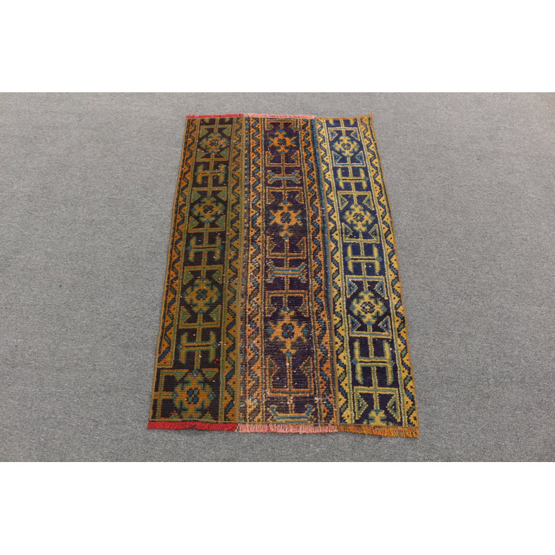 Tapis turc vintage fait à la main en jaune, idéal comme décoration murale ou comme superbe revêtement de sol