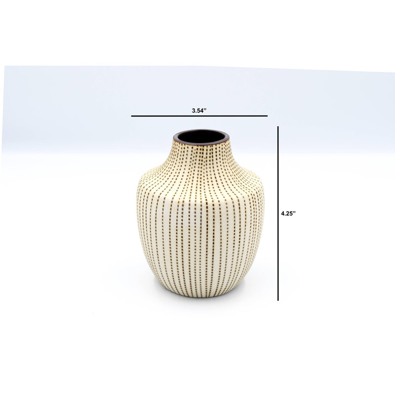 Amaima Jar, Brown