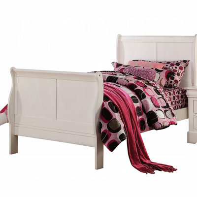 Lit double à finition blanche, structure en bois avec 3 lattes, sommier tapissier nécessaire, pin massif et Pb, roulement de 330 lb, profondeur de 85 po, largeur de 56 po, lit de 47 po de hauteur avec finition, construction Kd lb / fb,