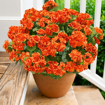 6 Bundles Fake Geraniums Artificial Flowers for Outdoors Fall Autumn Decoration Silk Geraniums UV Resistant Look Real Orange Faux Flowers Plants for Front Door Garden Planter Patio Balcony Yard Home