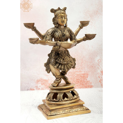 Statue Deepalakshmi