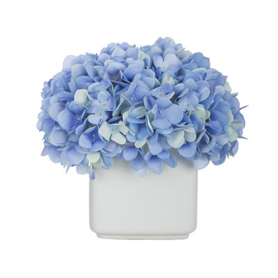 Hydrangea artificielle dans Small White Cube en céramique