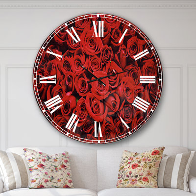 Winter Red Rose - Horloge murale traditionnelle