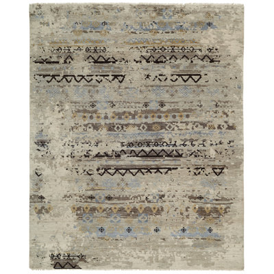 Etien Hand Knotted Geometric Area Rug