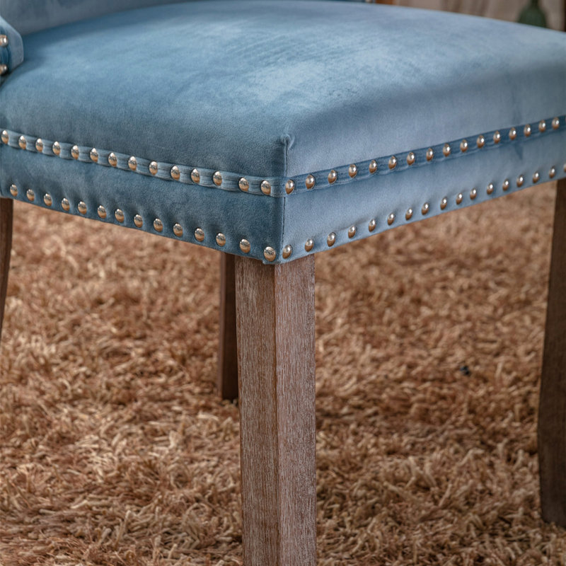 Furniture, chaise rembourrée à oreilles avec garniture cloutée et pieds en bois massif, ensemble de 2, Bleu clair, Naturel