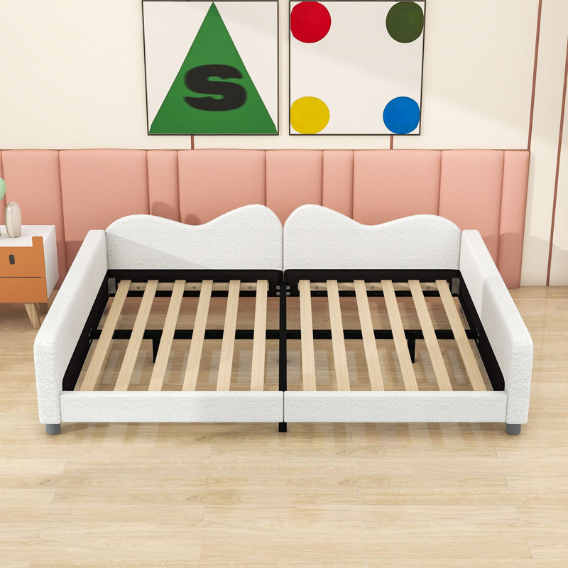 Upholstered Daybed with Sherpa Fabric, Full / Double, White