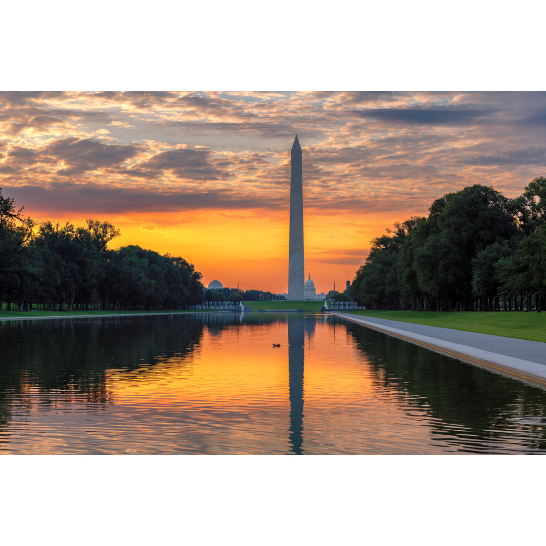 Washington Monument bei Sonnenaufgang - Druck