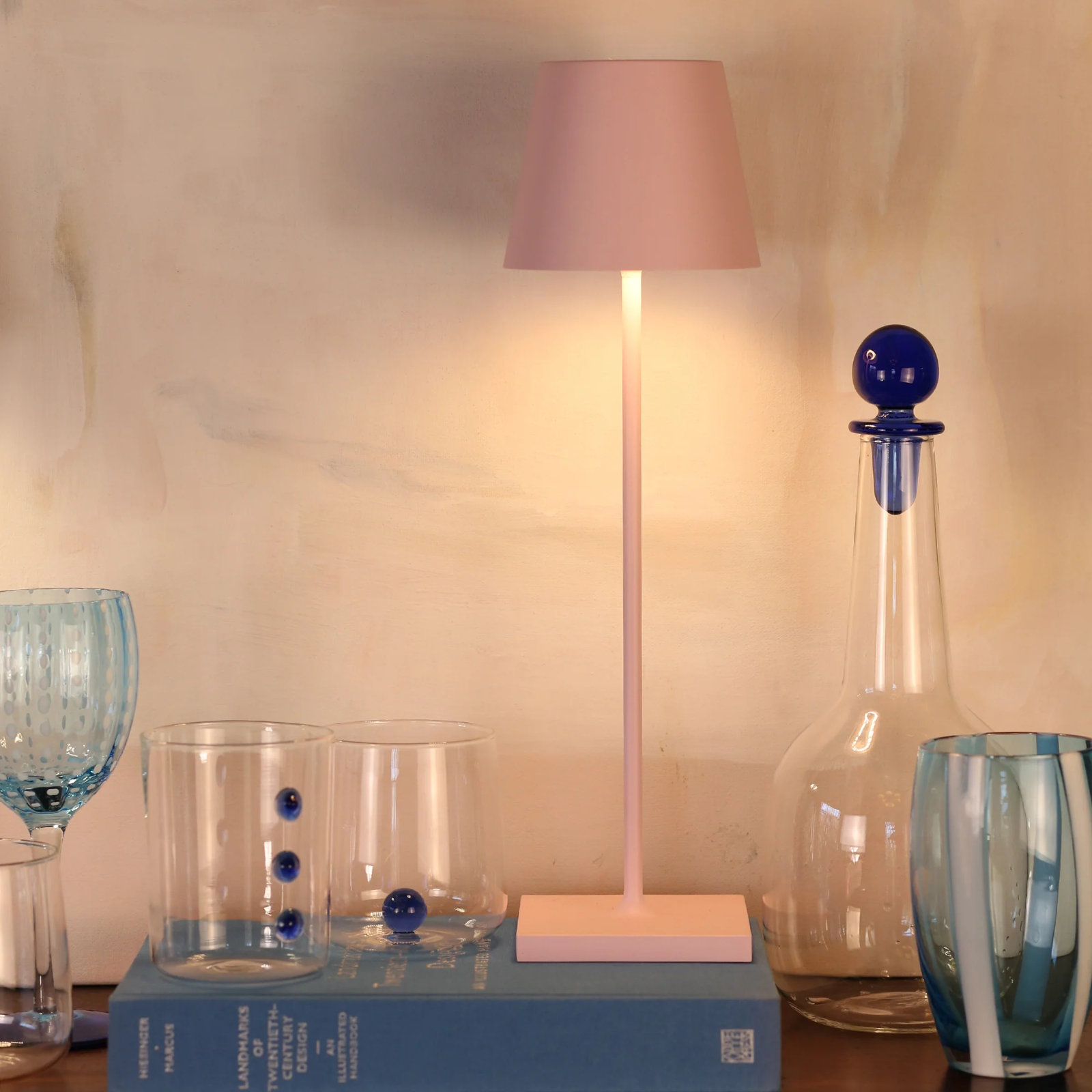 Poldina Table Lamp, Pink