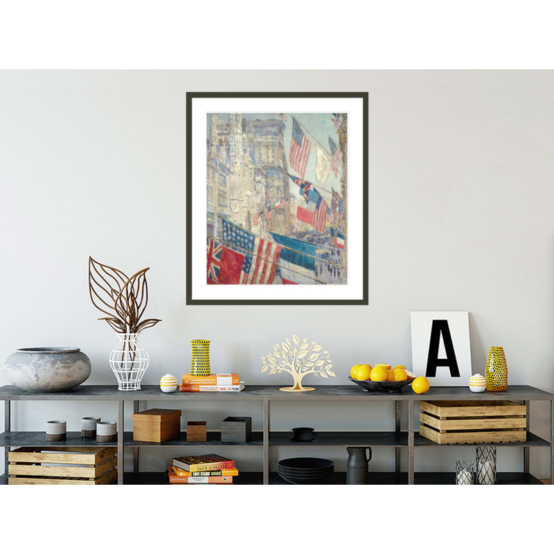 «Allies Day May 1917» par Childe Hassam, impression giclée encadrée, H 39,19 po x l 33,5 po